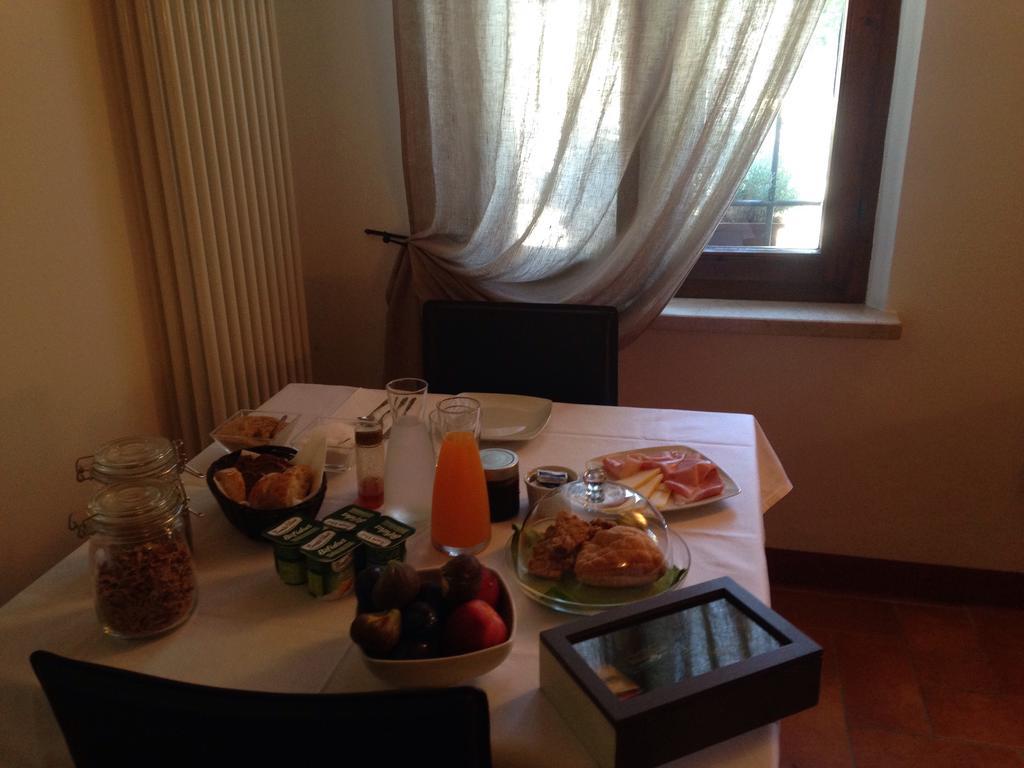 Agriturismo Viridarium Castellucchio 外观 照片